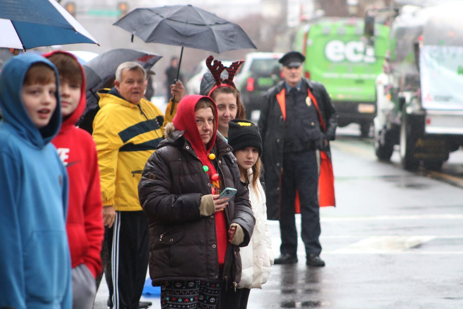 PHOTOS Newtown Holiday Parade Doesn't Let Rain Stop It